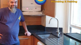 Meet one of our friendly, Gas Safe registered engineers at Clyde Boiler Installations LTD. We pride ourselves on providing exceptional customer service while delivering top-notch boiler installations and repairs throughout Glasgow.